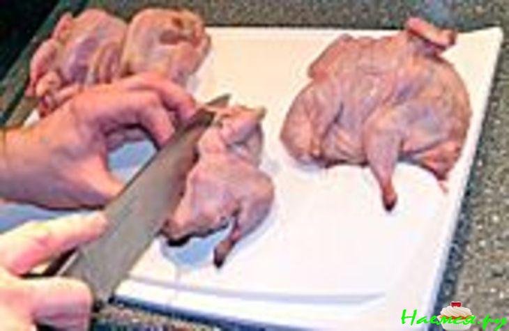 Перепёлки с помидорами и спаржей