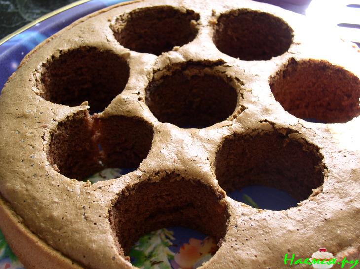 Пирожные "Ягодки в снегу"