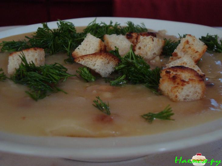 Картофельный суп-пюре с сухариками