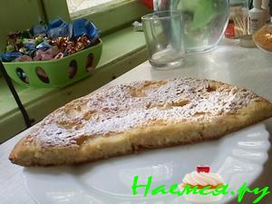 Нежнейшая бисквитная шарлотка