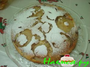 Бисквит с яблоком