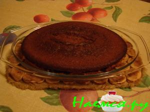 Коричневый пирог