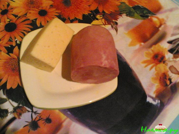 Куриные рулетики с начинкой из ветчины и сыра