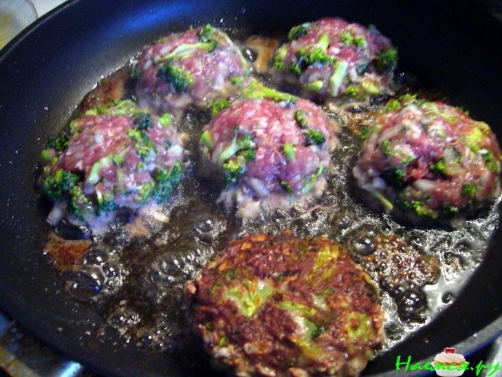 Котлеты с брокколи