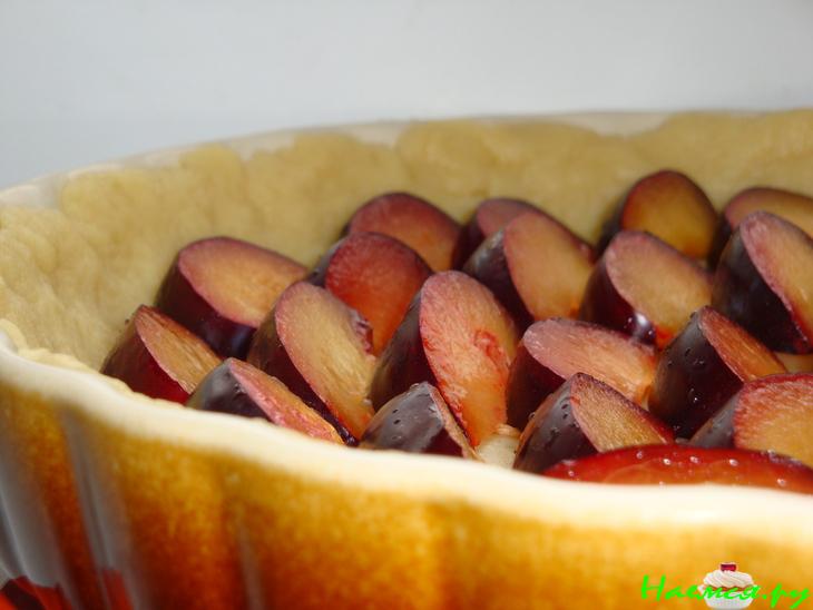 Заливной пирог со сливами&nbsp; 