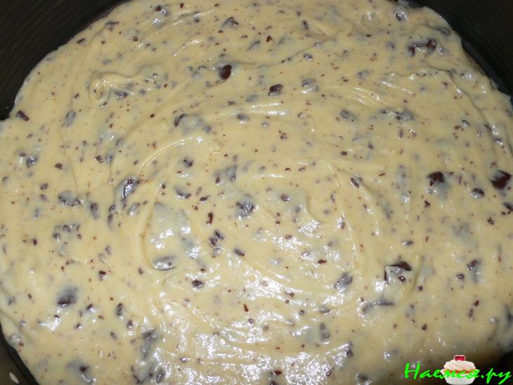 Торт творожный с малиной