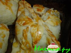 Яблочки с корицей, запеченные в слоеном тесте