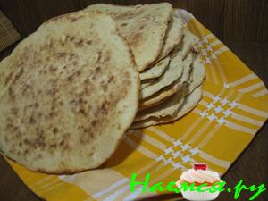 Лепёшки вместо хлеба, на кефире, без дрожжей