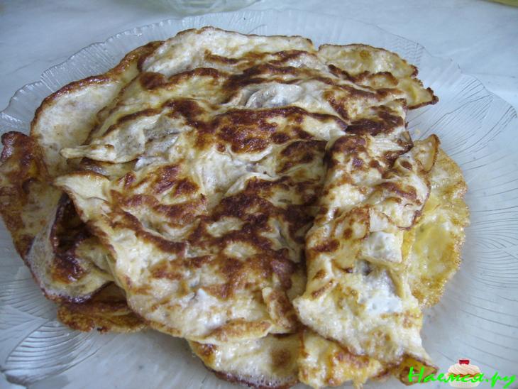 Грибной салат с яйцом и зеленым луком Грибной салат с яйцом и зеленым луком