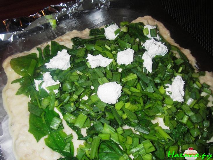 Рыбный рулет со шпинатом и зеленым луком Рыбный рулет со шпинатом и зеленым луком