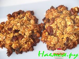 Овсяное печенье с медом и изюмом