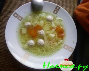 Суп с куриными фрикадельками