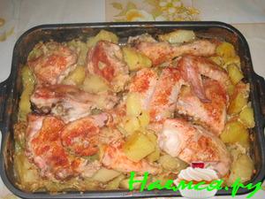 Картофель, запеченный в духовке с молочком и курочкой