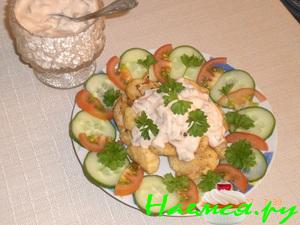 Рыба в кляре с соусом