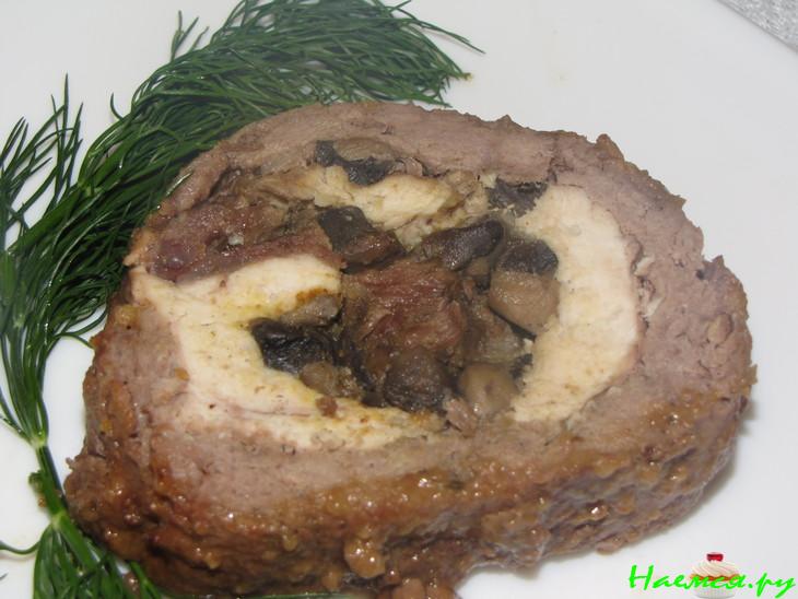 Рулетиз куриного филе и говядины с шампиньонами Рулетиз куриного филе и говядины с шампиньонами