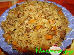 Плов по-узбекски с барбарисом, куркумой, шалфеем и зирой Плов по-узбекски с барбарисом, куркумой, шалфеем и зирой