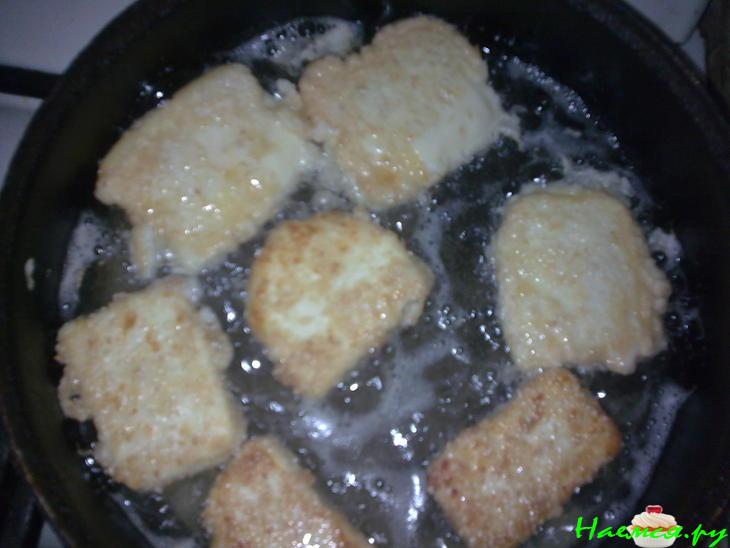 Сыр жареный с семгой