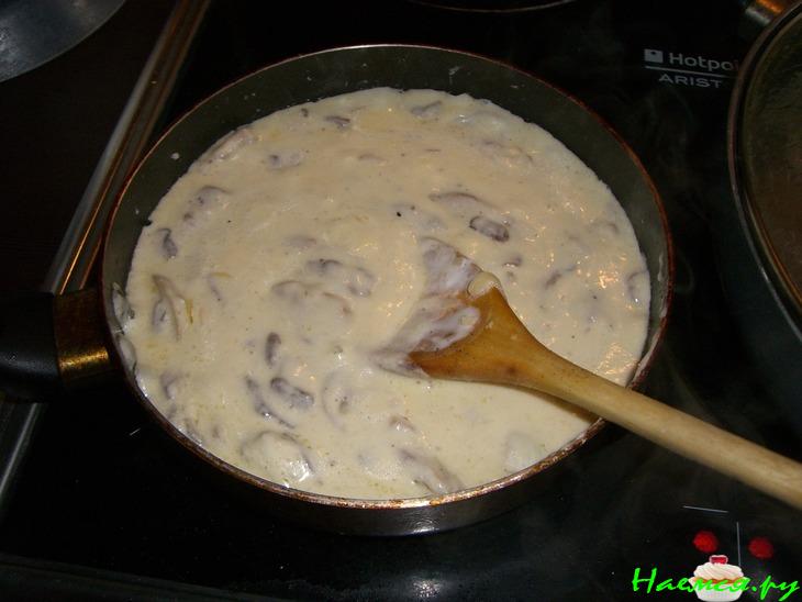 Индейка с грибами в горшочке Индейка с грибами в горшочке