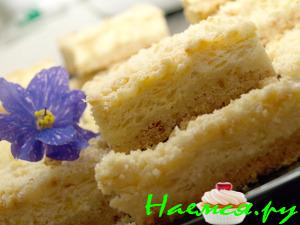 Ананасовый пирог с миндальной крошкой