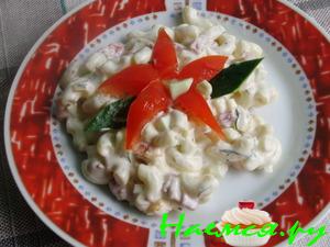 Салатик по-быстрому с макаронами