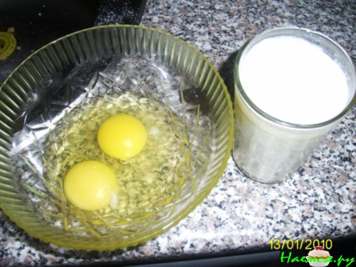 Шоколадное пирожное с желейной прослойкой Шоколадное пирожное с желейной прослойкой