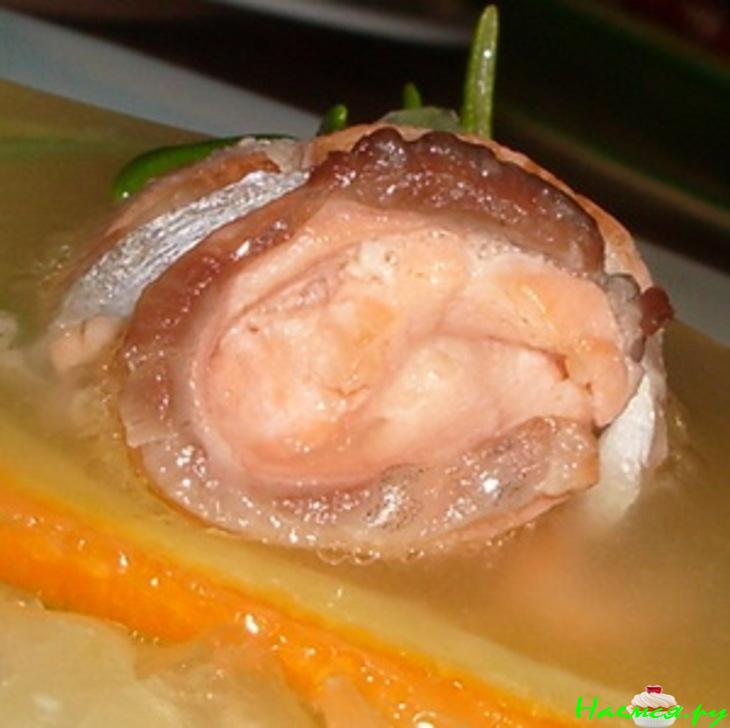 Лосось в апельсиновом желе