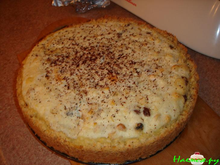 Творожный пирог с орешками