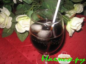 Коктейль "Черное яблоко"