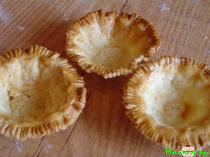 Слоеные корзиночки с креветками и шпинатом Слоеные корзиночки с креветками и шпинатом