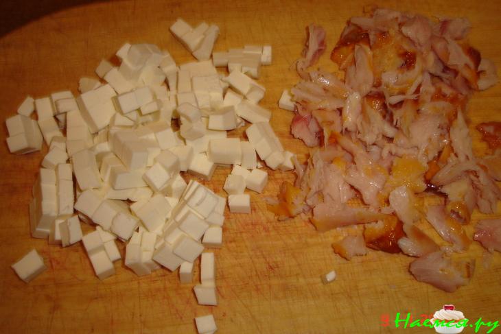 Салат с копченой курочкой "8 Марта" Салат с копченой курочкой "8 Марта"