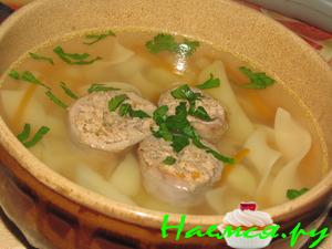 Суп-лапша с фаршированными куриными шейками
