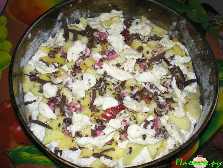 Пирог "Яблоки под снегом и на снегу"