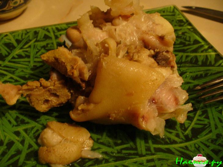 Свиные "лапки" с овощами Свиные "лапки" с овощами