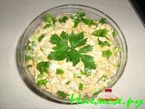 Салат "Нежный" с рыбной консервой