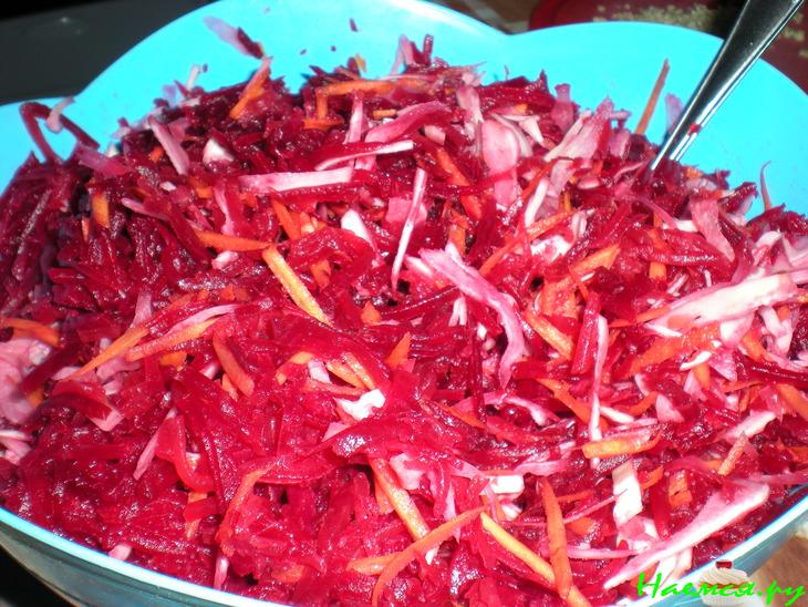 Салат "Литовский" с фасолью и свеклой