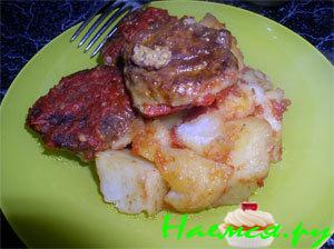 Жаркое с рыбными фрикадельками