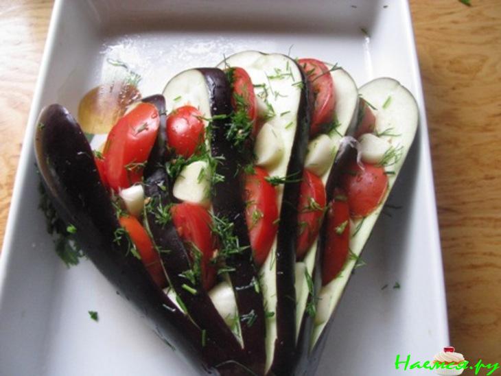 Веер из баклажана