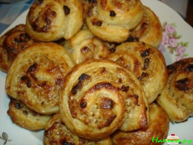 Рулетики с курагой и орехами Рулетики с курагой и орехами