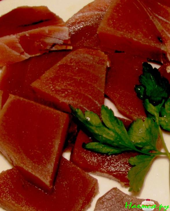 Маринованный тунец с апельсинами и лимоном