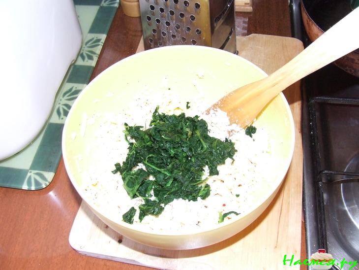 Сырный пирог со шпинатом