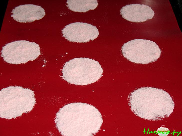 Черничные пирожные "Шербургские зонтики" Черничные пирожные "Шербургские зонтики"