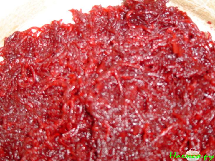 Свекольные котлетки с манкой