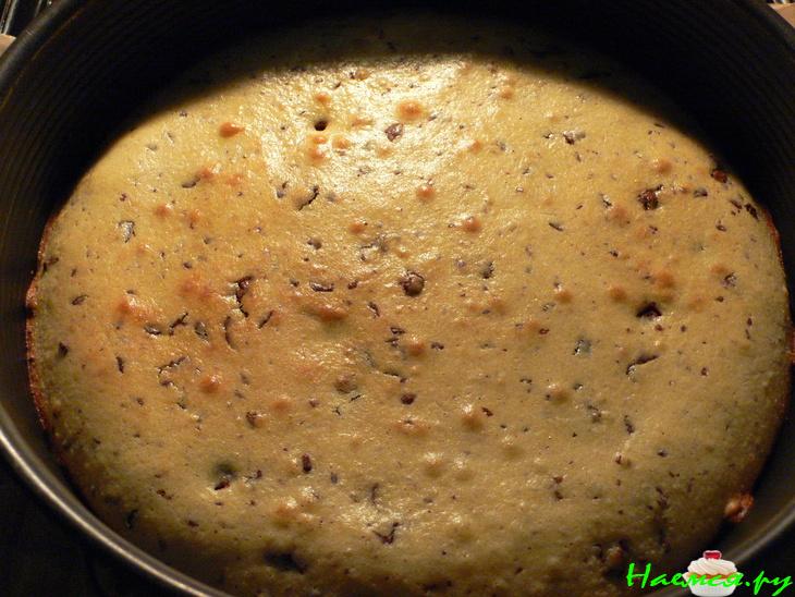 Торт творожный с малиной