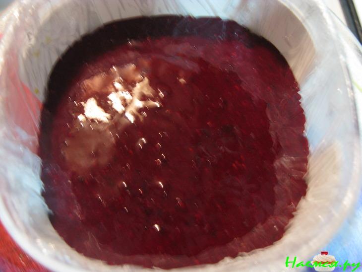 Фруктово-ягодный слоёный торт-желе