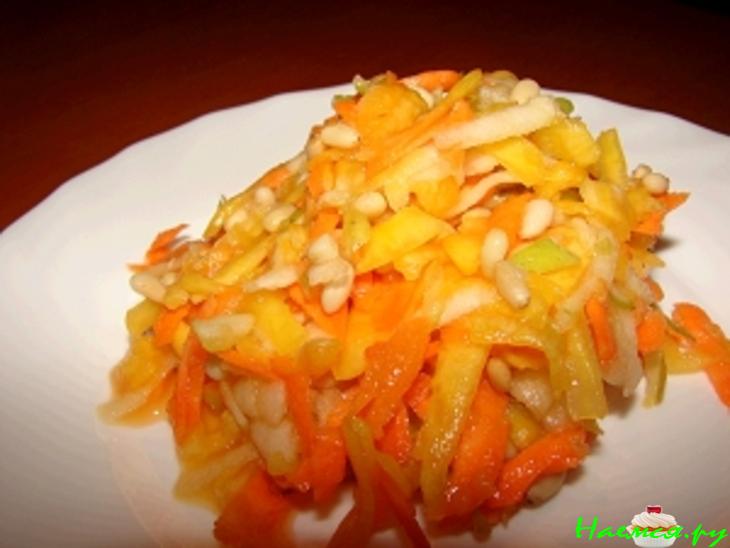 Салат из тыквы с орешками и мёдом