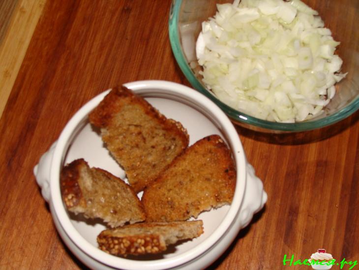 Луковый суп в каталанском стиле Луковый суп в каталанском стиле