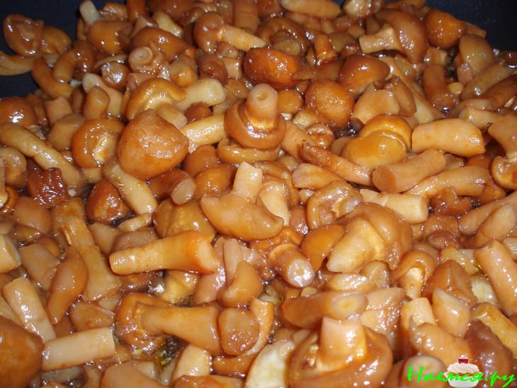 Куриное филе с тыквой и опятами