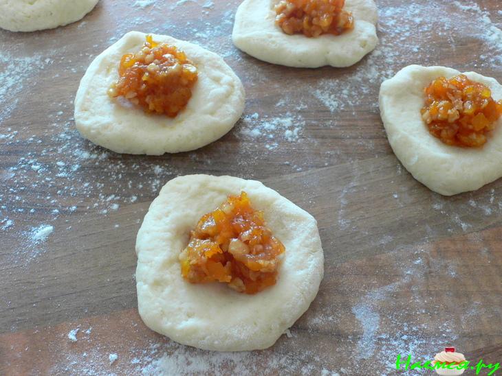 Пасхальные зайчата на кексах