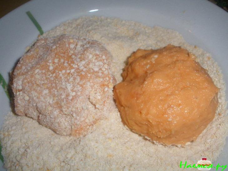 Лососевые котлетки под соусом Лососевые котлетки под соусом