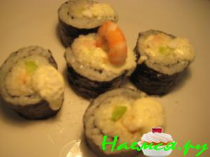 Роллы с креветками и сыром "Пармезан"